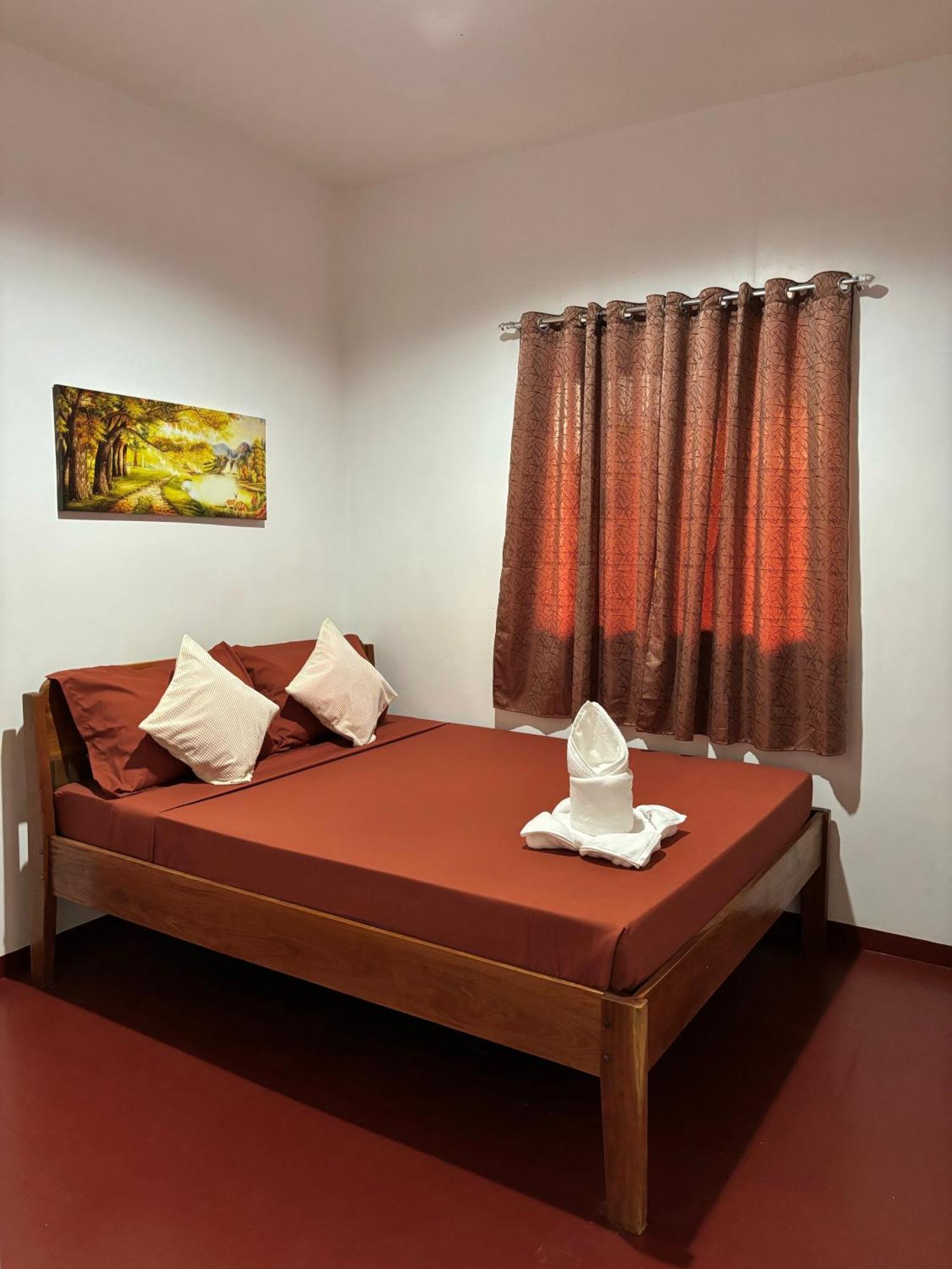 Luzville Transient House - Port Barton Itaytay المظهر الخارجي الصورة