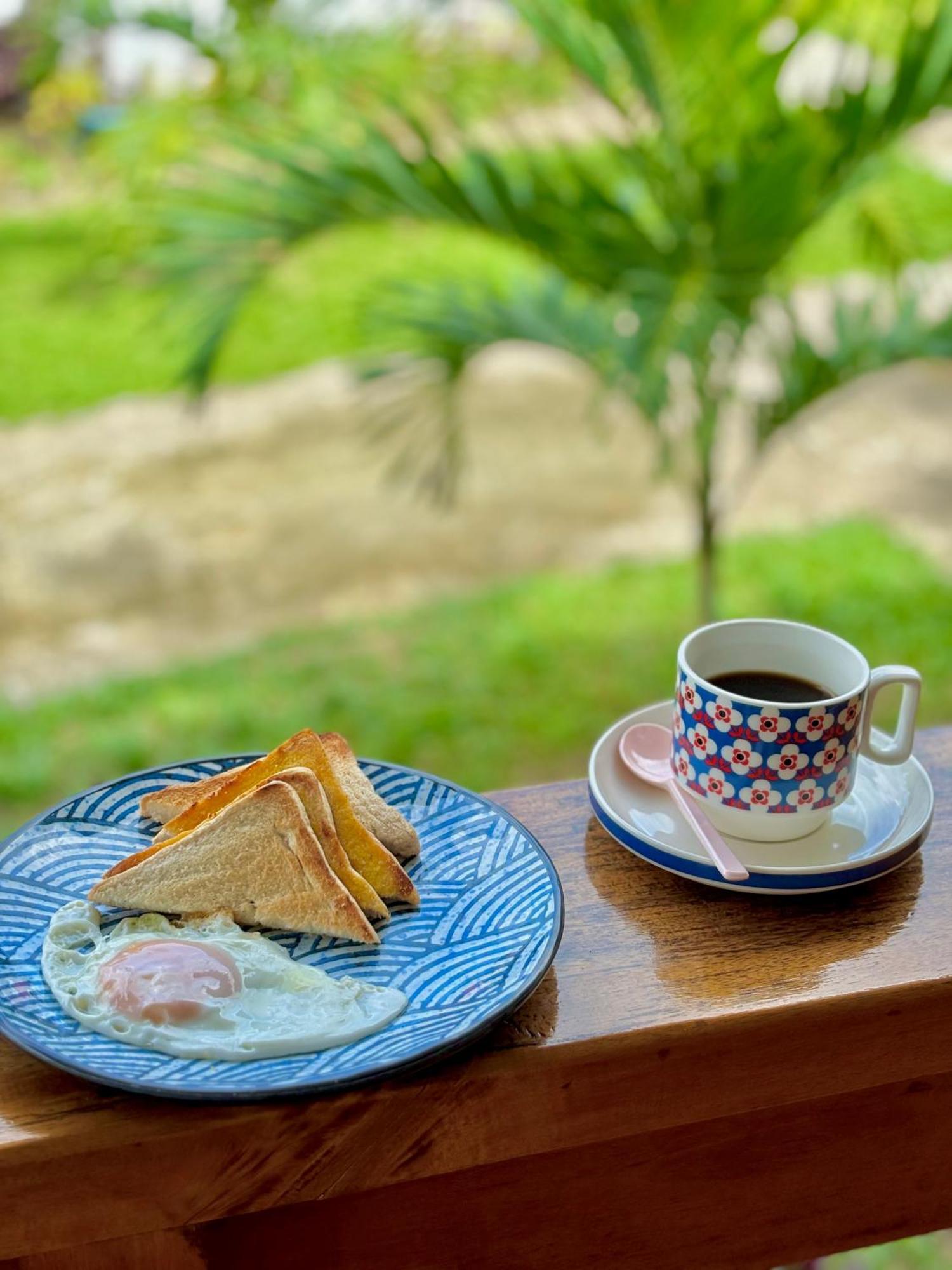 Luzville Transient House - Port Barton Itaytay المظهر الخارجي الصورة