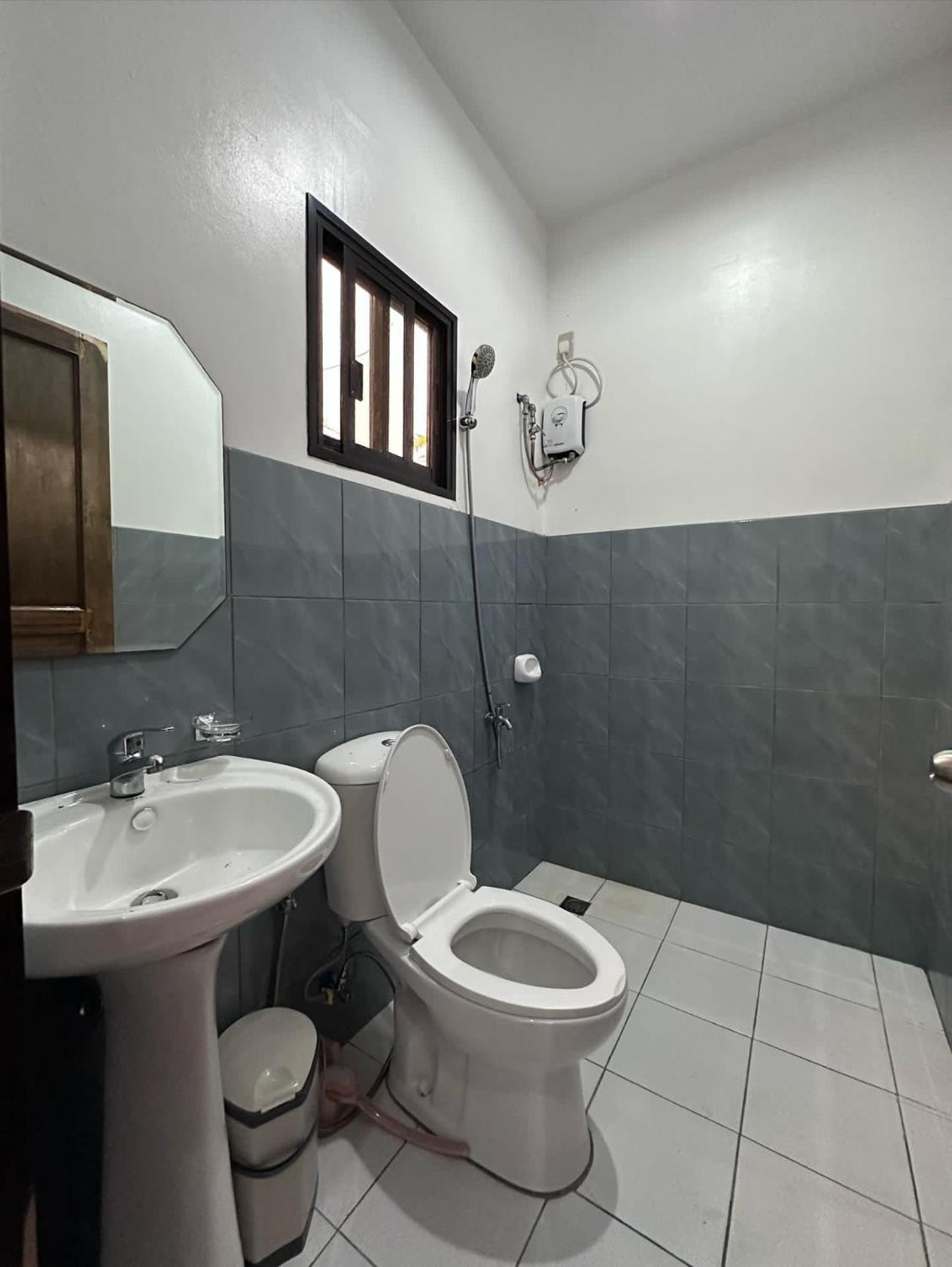 Luzville Transient House - Port Barton Itaytay المظهر الخارجي الصورة